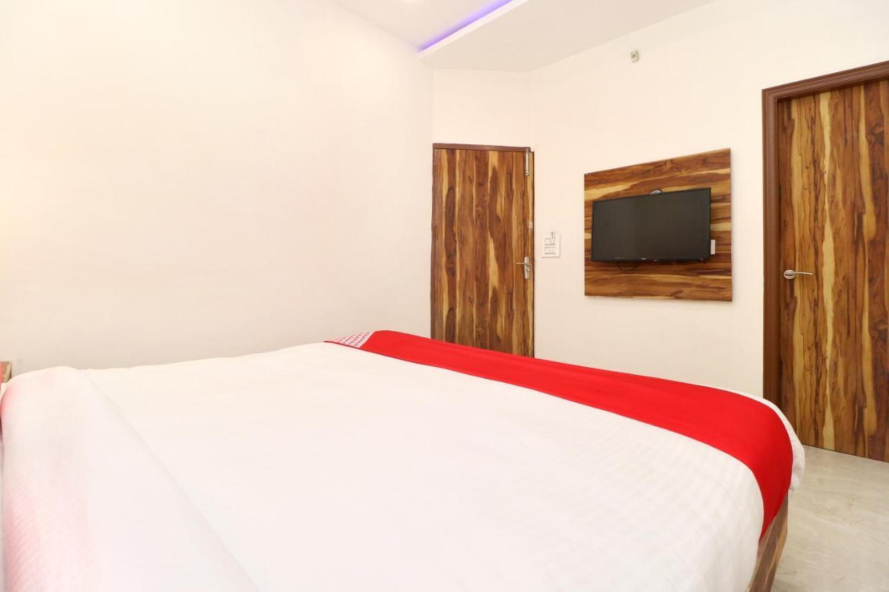 Hotel D Plaza Zirakpur Εξωτερικό φωτογραφία