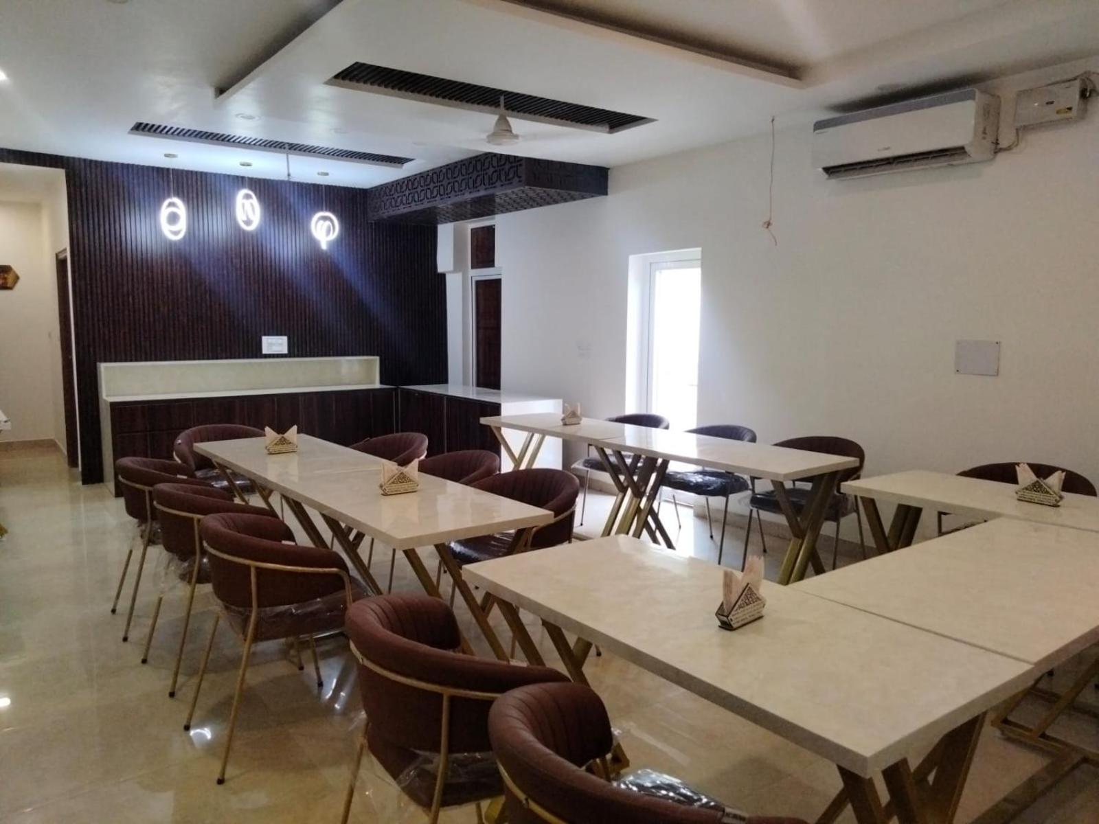 Hotel D Plaza Zirakpur Εξωτερικό φωτογραφία