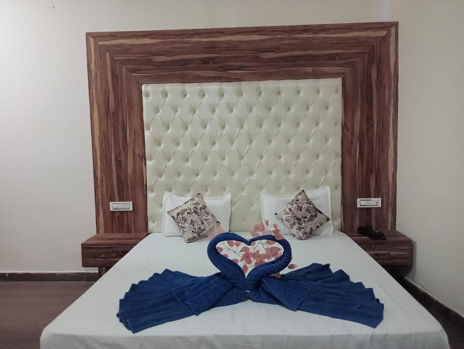 Hotel D Plaza Zirakpur Εξωτερικό φωτογραφία