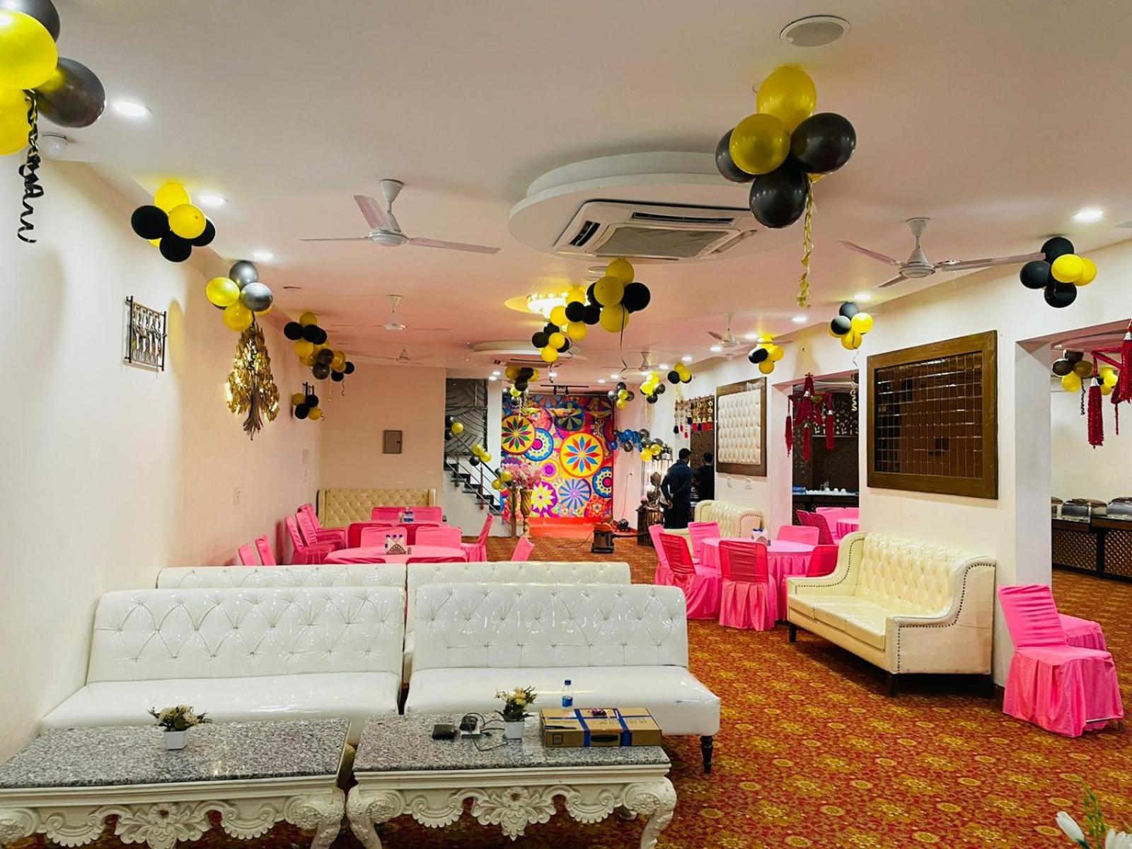 Hotel D Plaza Zirakpur Εξωτερικό φωτογραφία