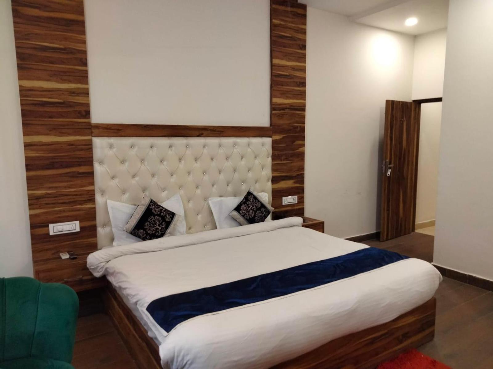 Hotel D Plaza Zirakpur Εξωτερικό φωτογραφία